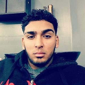 Meet your Posher, Luis